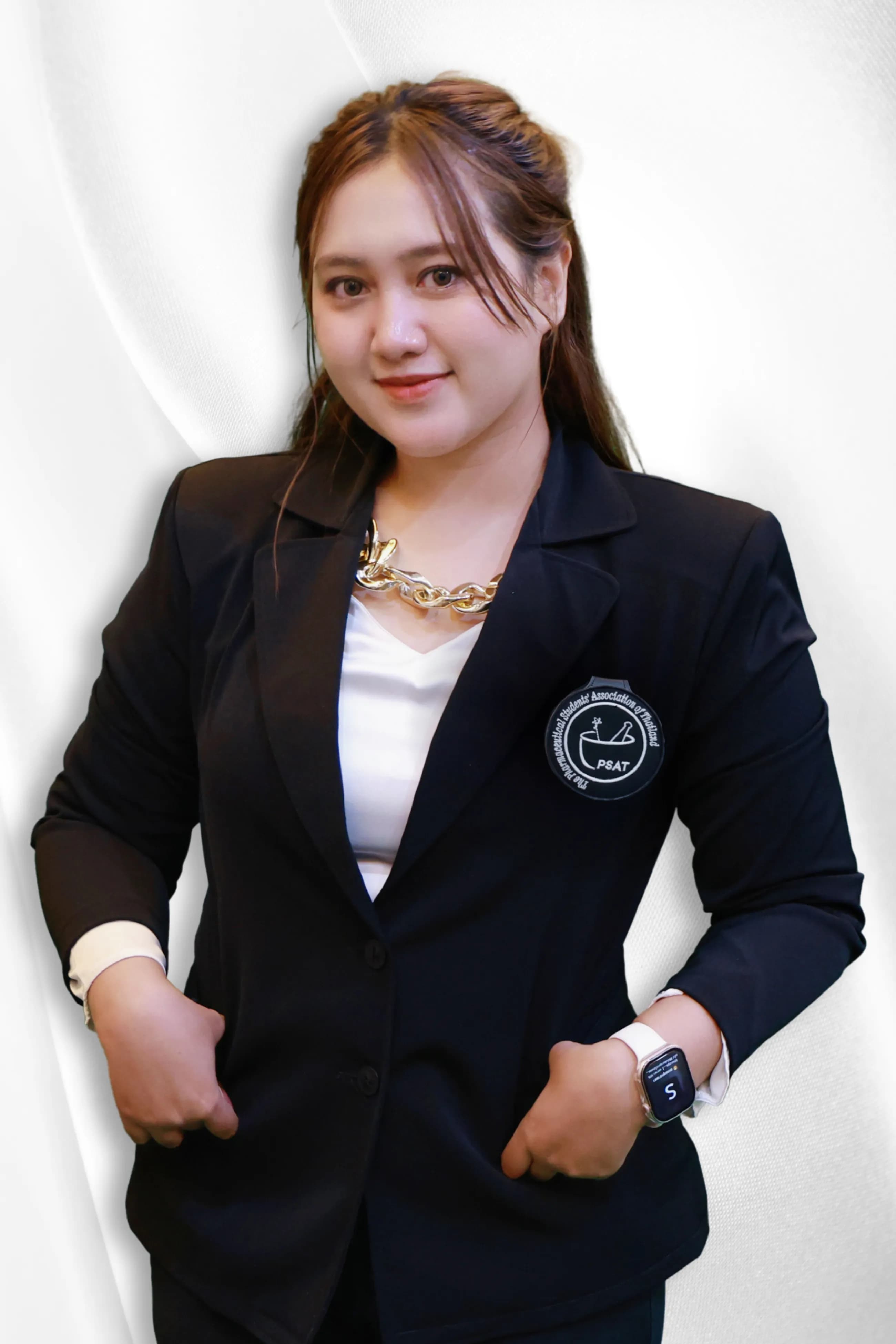 นศภ.โศริชญา เบ็ญนาวี (ฟีฟี่)