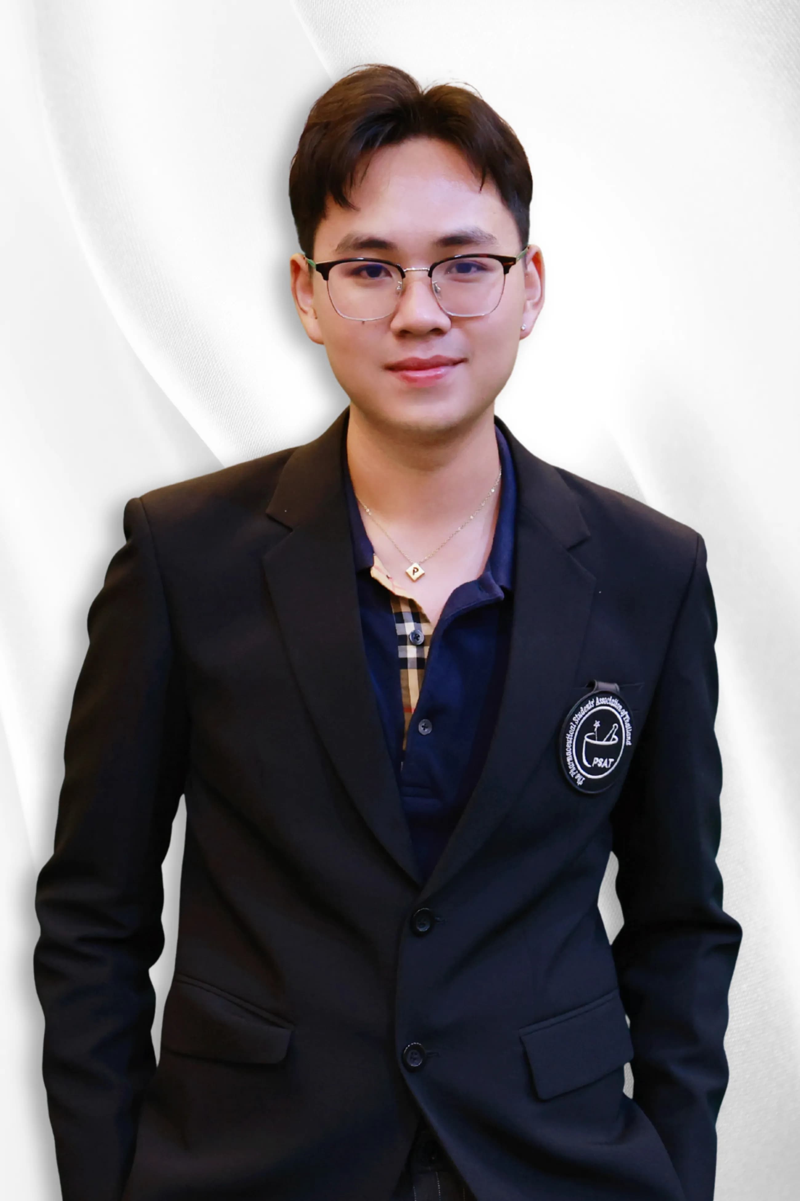 นศภ.พีรดนย์ บุญซ้าย (พีร)